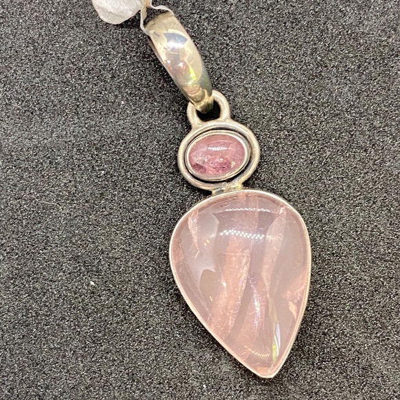 Pendant - Picture 2 of 6